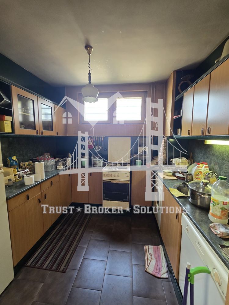 4-СТАЕН, кв. Бъкстон, 300 000€, гараж (42 000€) - 0