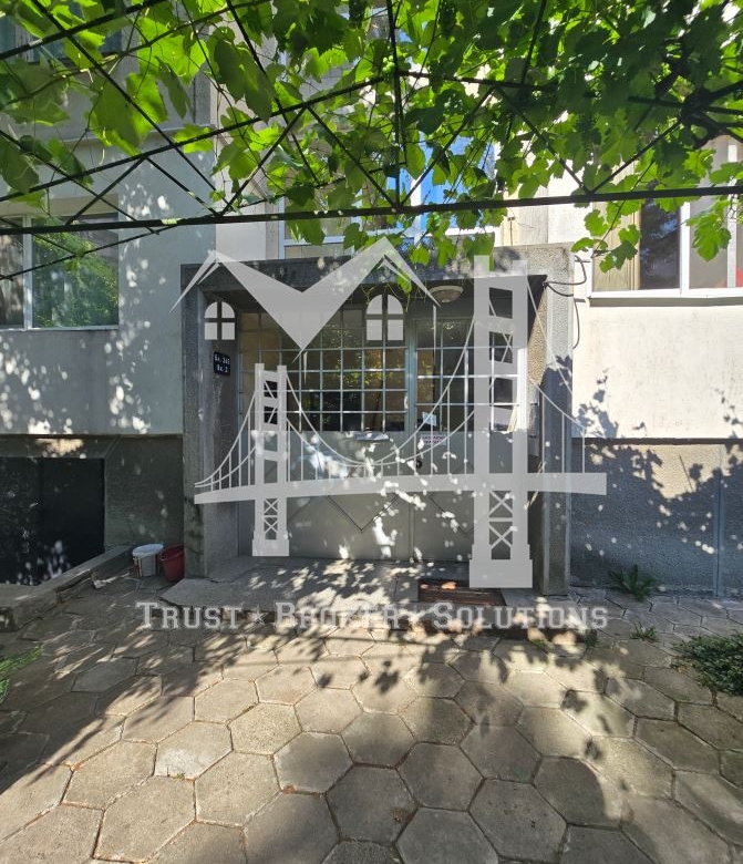 Гарсониера, Младост 3, 130 000€ - 0