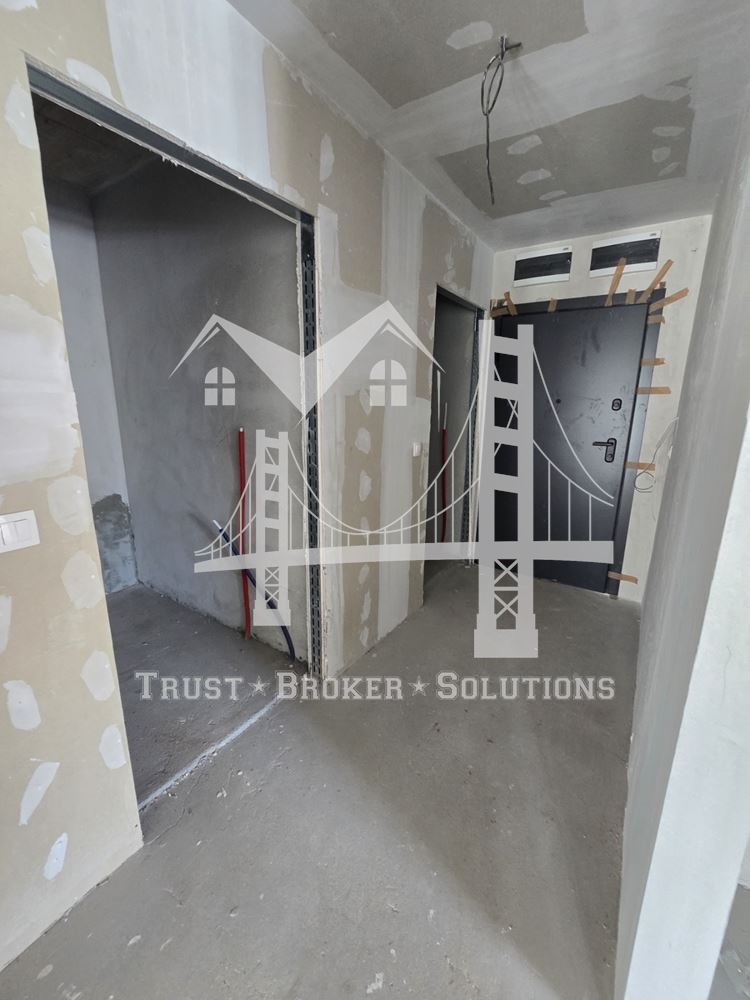 3-СТАЕН, кв. Витоша, 315 000 € , двор 142 м² - 0