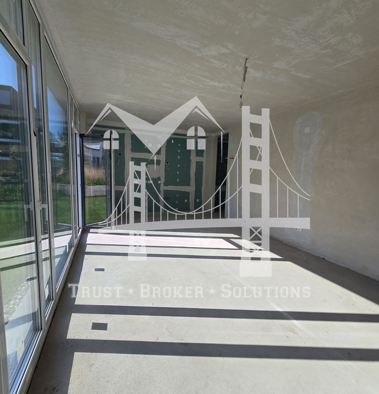 3-СТАЕН, кв. Бояна, 375 000€, с двор - 0