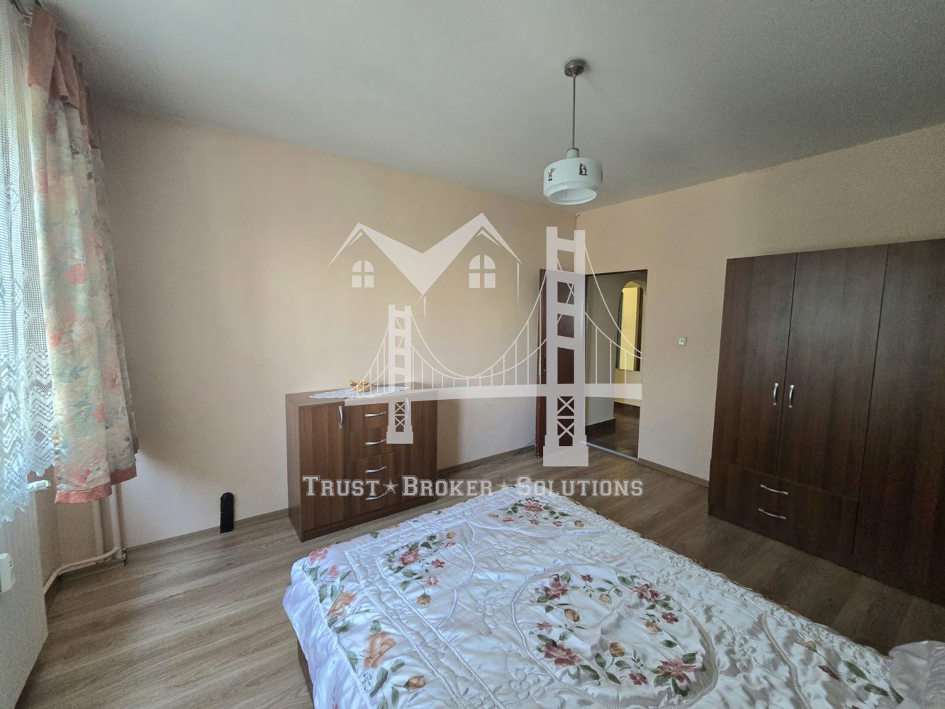 3-СТАЕН + КУХНЯ, кв.Младост 3, 260 000€ - 0