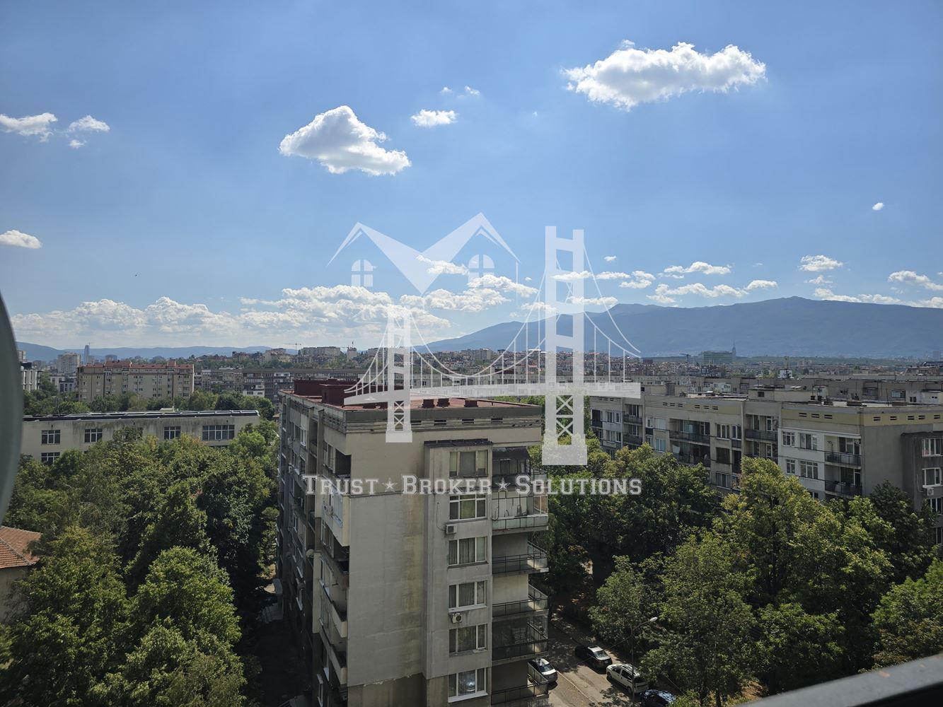 3-СТАЕН + кухня, кв. Сухата река, 236 900€ - 0