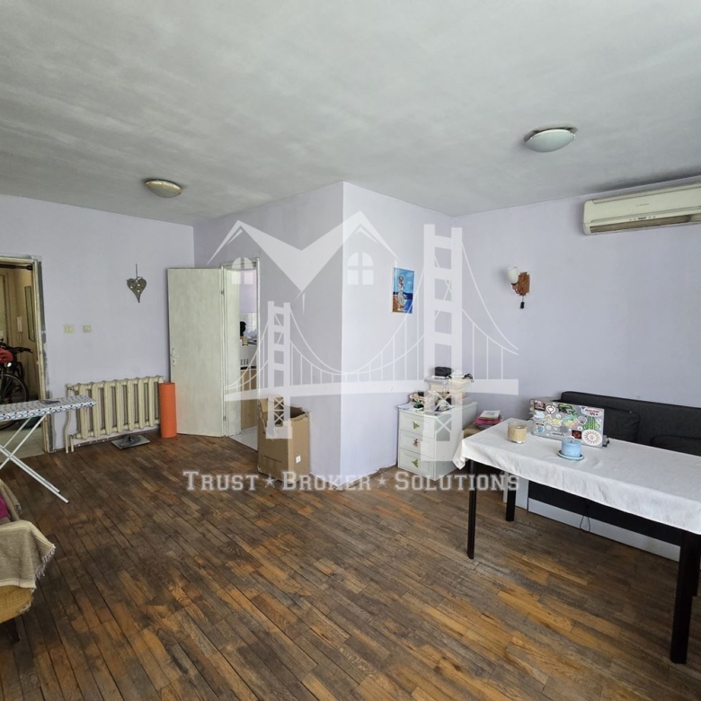 3-СТАЕН, кв. Редута, 370 000€ - 0