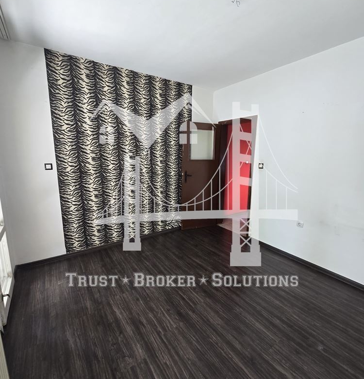 3-СТАЕН, Център, 310 000€ - 0