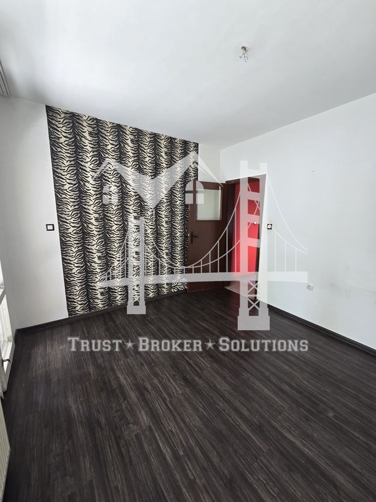 3-СТАЕН, Център, 310 000€ - 0