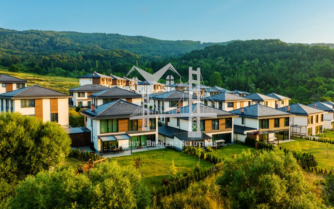 Къща, с.Владая, 515 000€ - 0