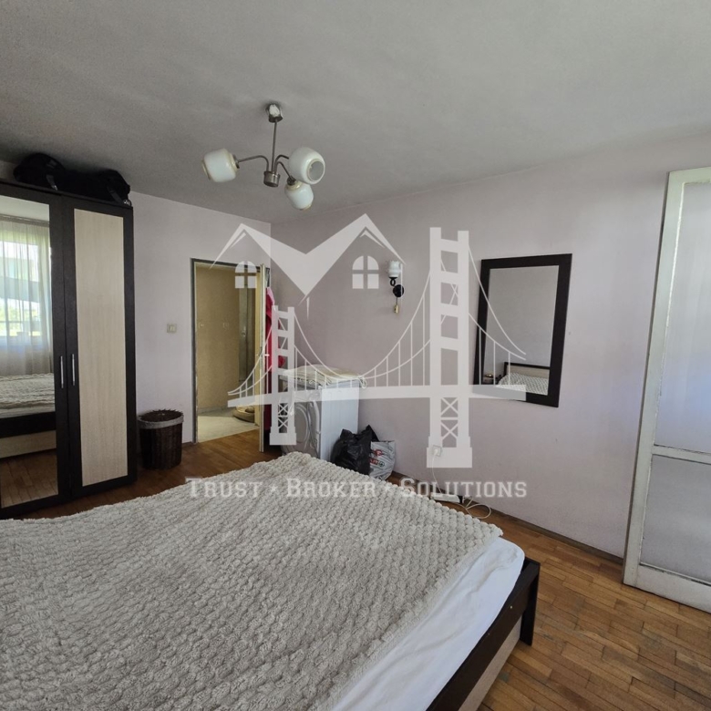 3-СТАЕН, кв. Редута, 370 000€ - 0