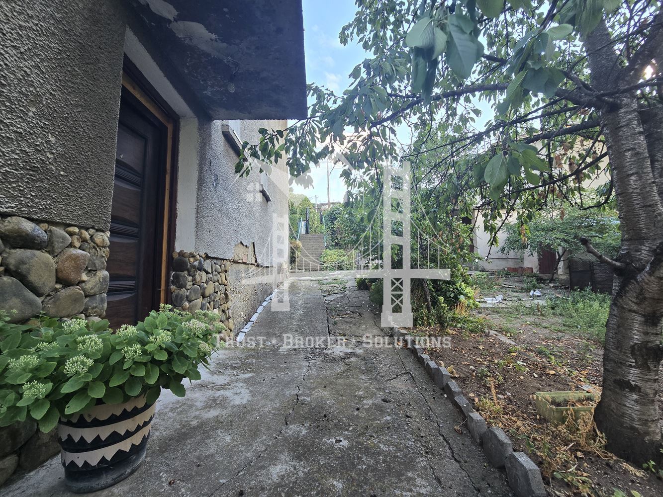 3-ЕТАЖНА КЪЩА, с.Лозен, 370 000€ - 0