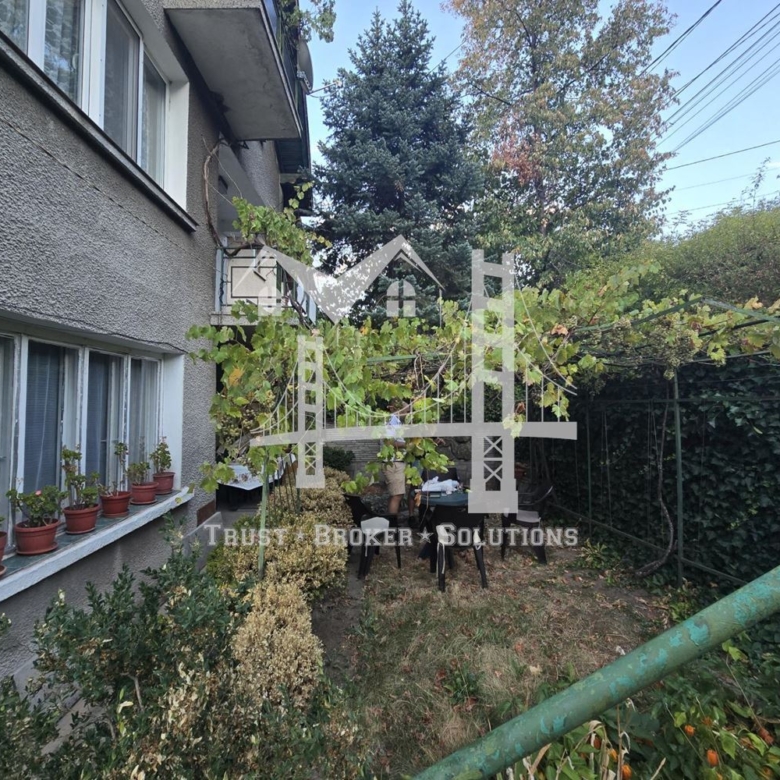 3-ЕТАЖНА КЪЩА, с.Лозен, 370 000€ - 0
