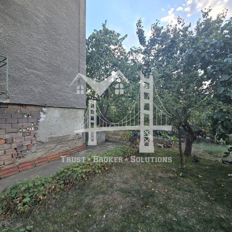 3-ЕТАЖНА КЪЩА, с.Лозен, 370 000€ - 0