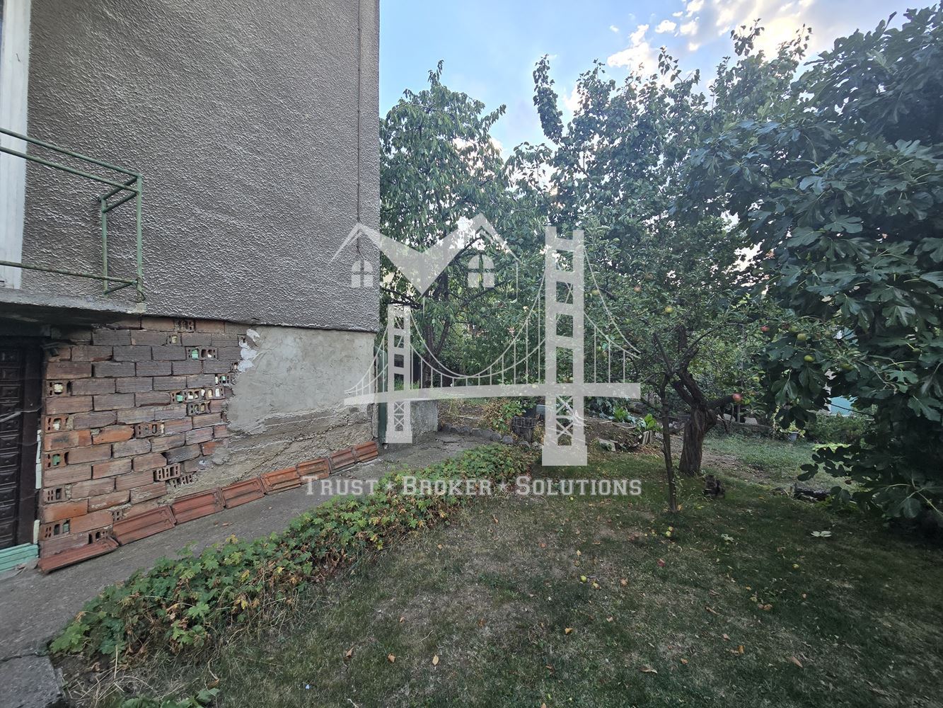 3-ЕТАЖНА КЪЩА, с.Лозен, 370 000€ - 0