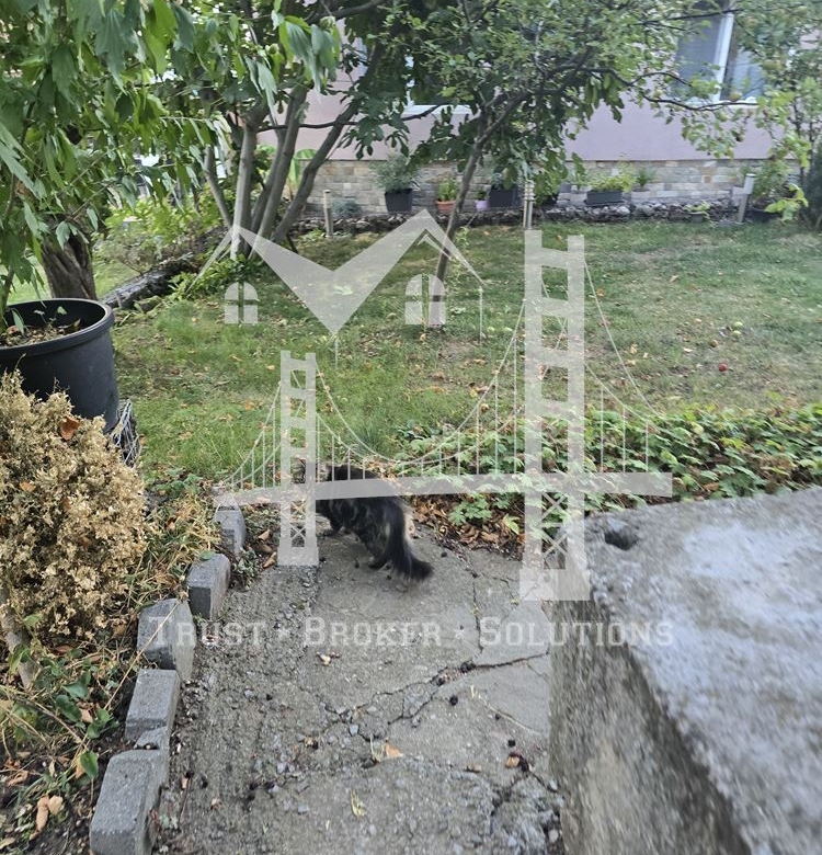 3-ЕТАЖНА КЪЩА, с.Лозен, 370 000€ - 0