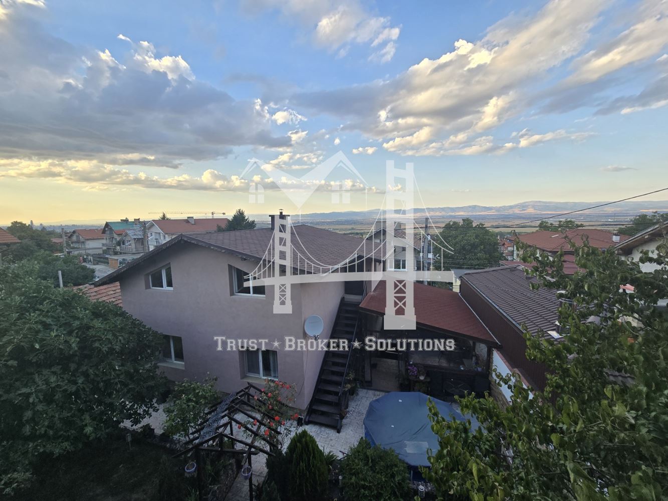 3-ЕТАЖНА КЪЩА, с.Лозен, 370 000€ - 0