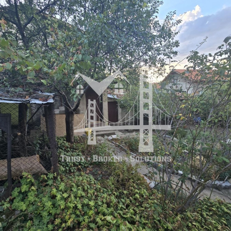 3-ЕТАЖНА КЪЩА, с.Лозен, 370 000€ - 0