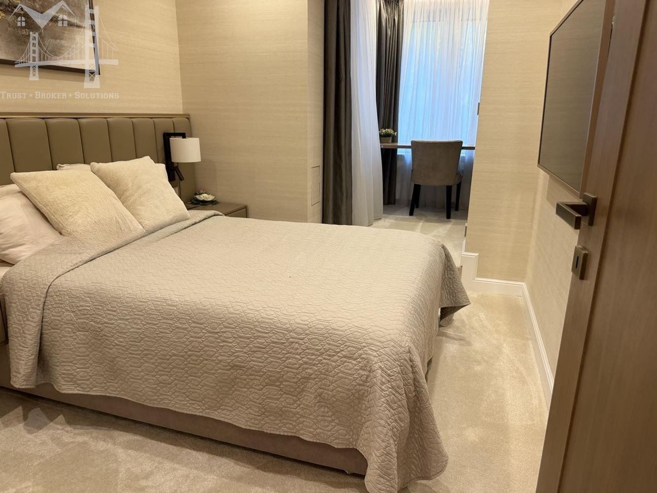 ЦЕНТЪР, 3-СТАЕН, 621 000€ - 0