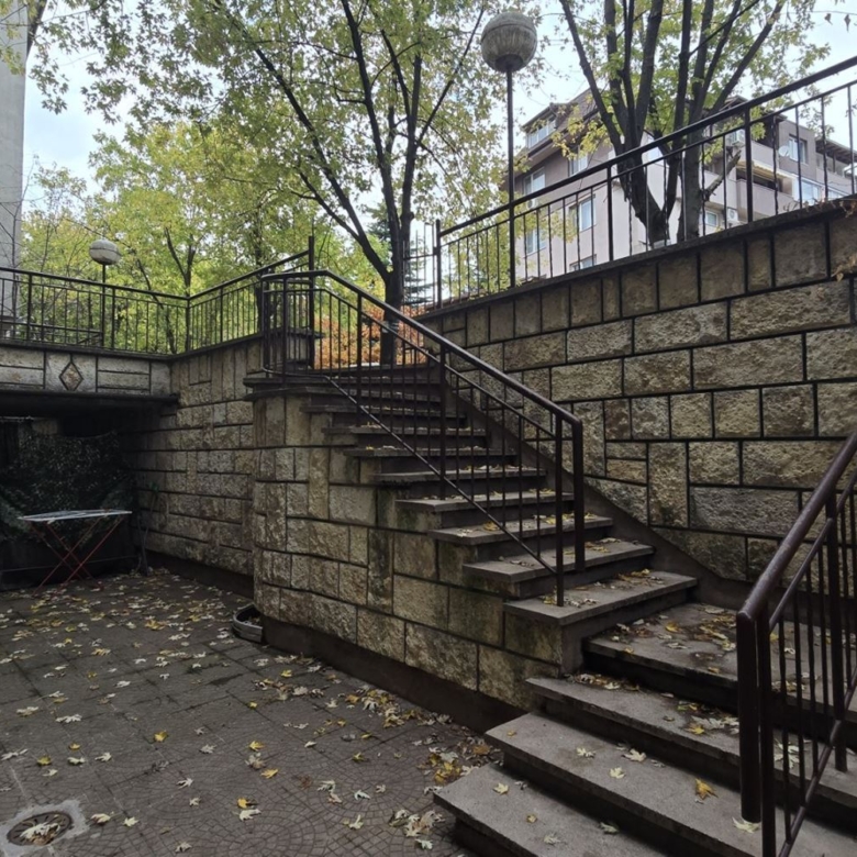 ОФИС, кв. ПАВЛОВО, цена ПО-ДОГОВАРЯНЕ - 0