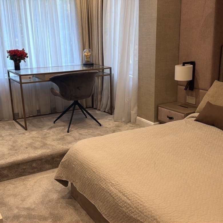 ЦЕНТЪР, 3-СТАЕН, 621 000€ - 0