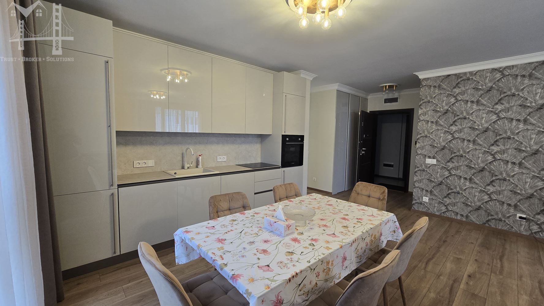 ПОД НАЕМ 3-СТАЕН, кв. Павлово, 1500€ - 0