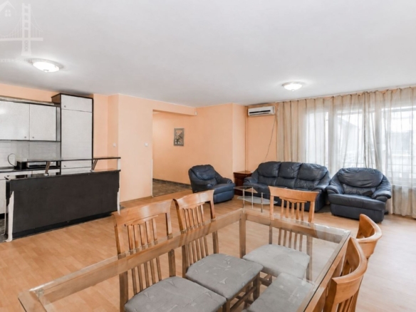 ЦЕНТЪР, 3-СТАЕН, 497 000€ - 0