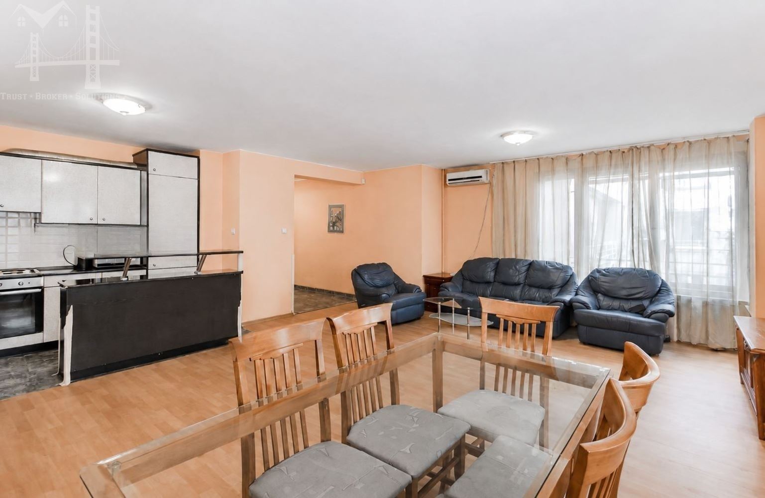 ЦЕНТЪР, 3-СТАЕН, 497 000€ - 0