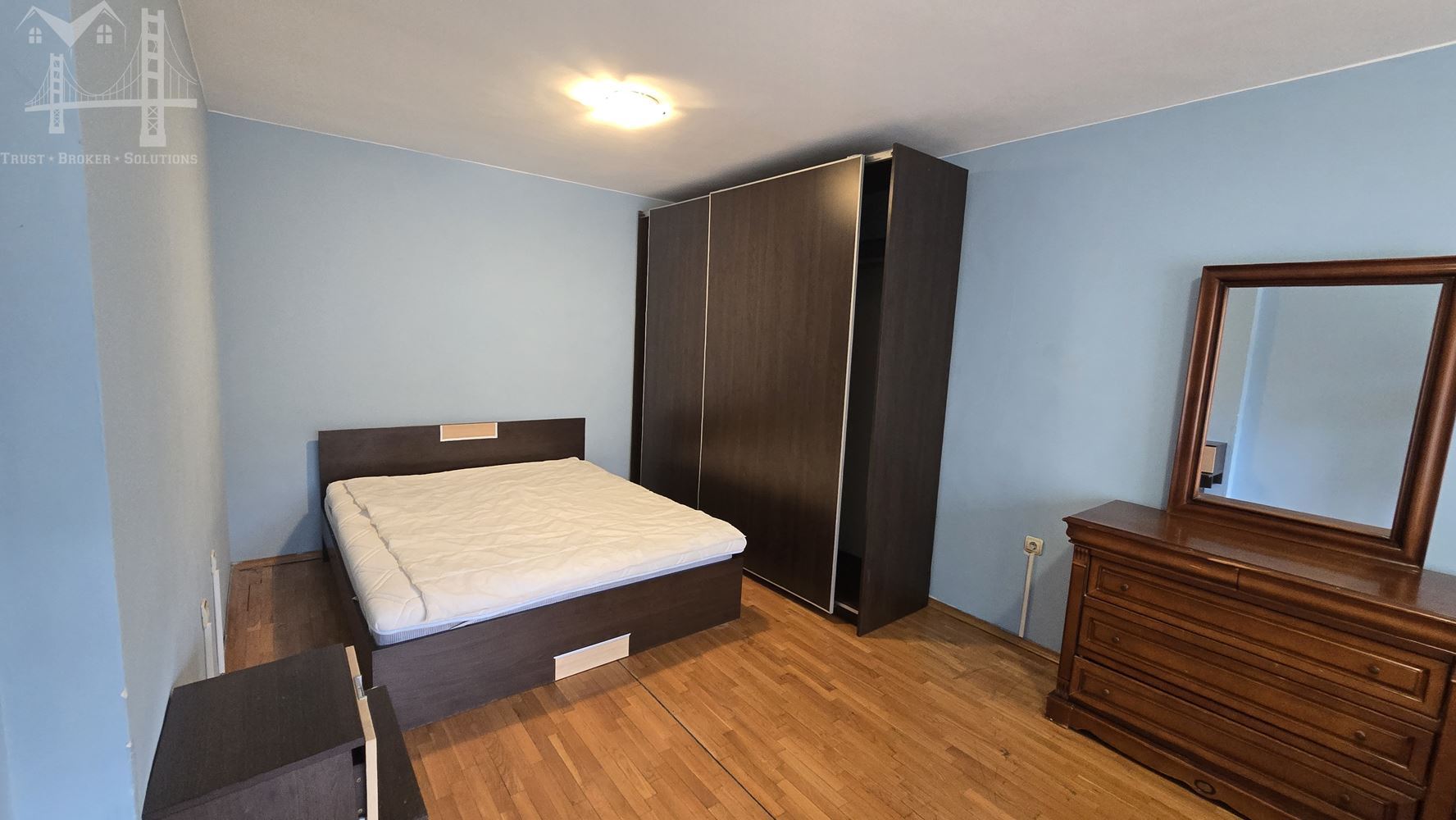 ЦЕНТЪР, 3-СТАЕН, 497 000€ - 0