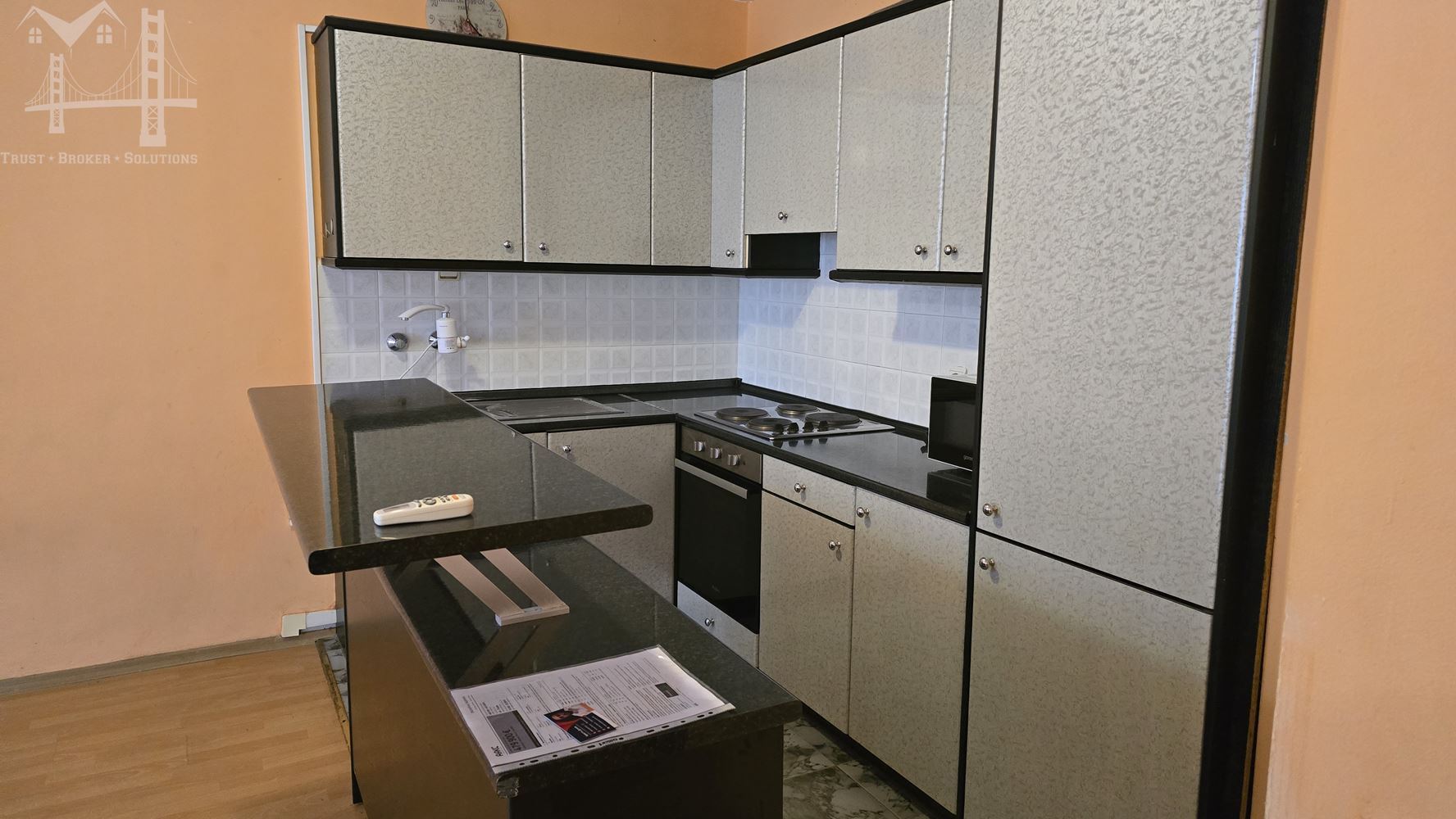 ЦЕНТЪР, 3-СТАЕН, 497 000€ - 0