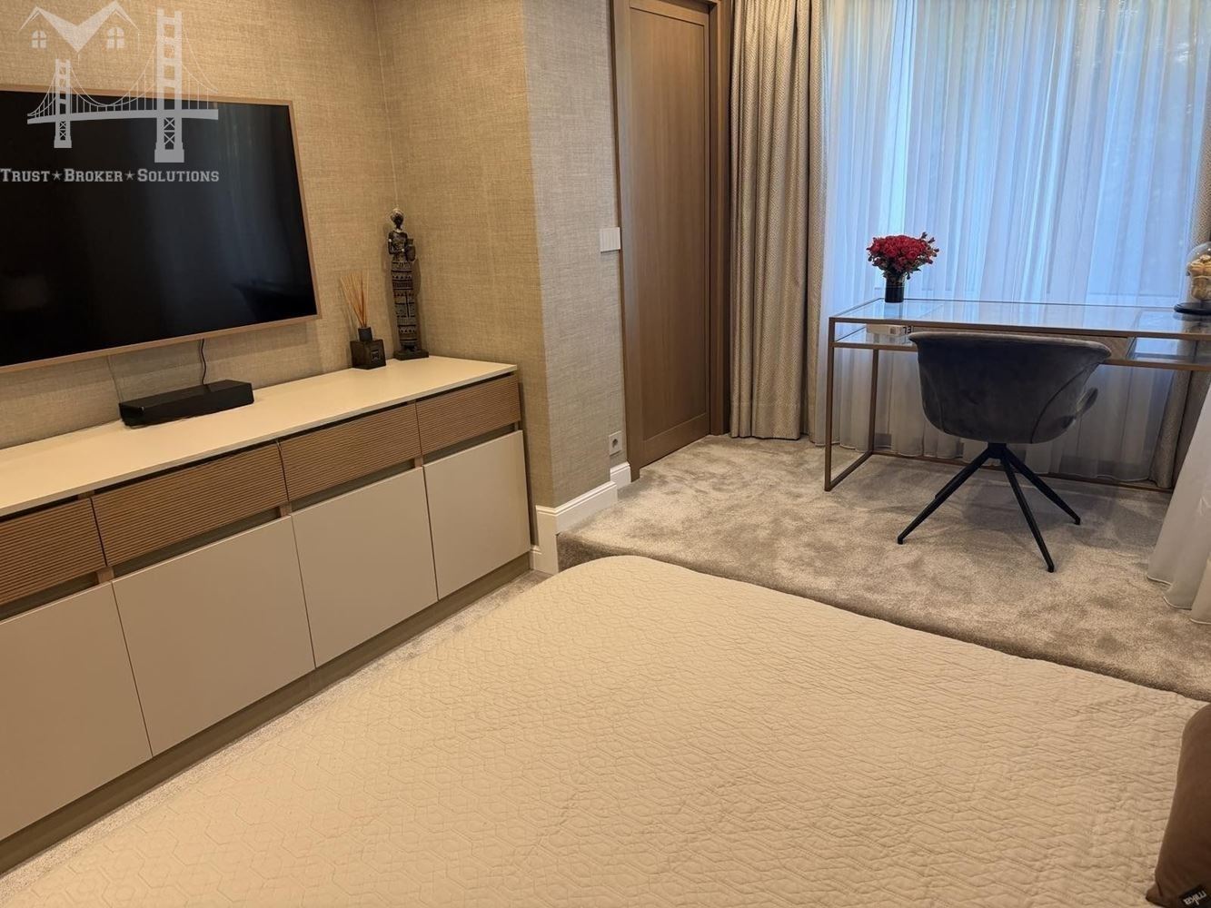 ЦЕНТЪР, 3-СТАЕН, 621 000€ - 0
